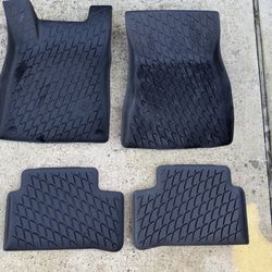 2019-2024 Mercedes-Benz GLB 250  OEM Rubber All-Weather Floor Mats Set