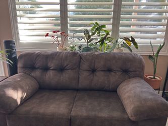 3pcs ashley livingroom set