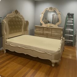 Raymour & Flanigan Queen Size Bed & Dresser 