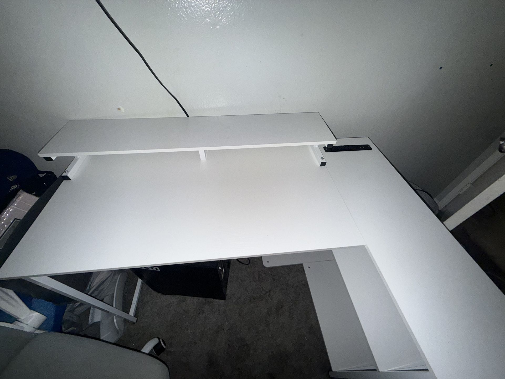 L Shaped Desk