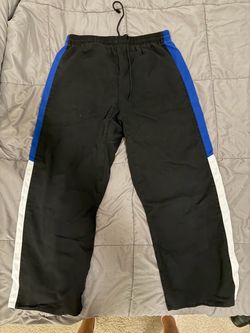 MULTIPLE JEANS FOR SALE