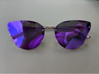 Women’s sunglasses
