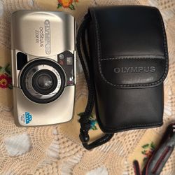 Vintage Olympus Stylus Zoom 105 With Case Camera 