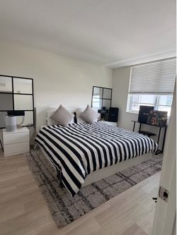 Whole bedroom king kit !!
