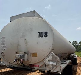 1979 Fruehauf Tank Trailer