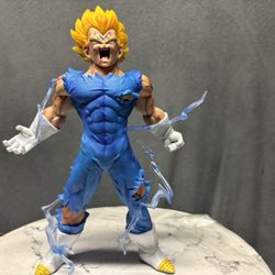 Dragon Ball Z Super Saiyan Vegeta Action Figure | 7” | Battle Damaged 