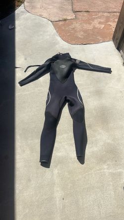 Women's ripcurl wetsuit size 6