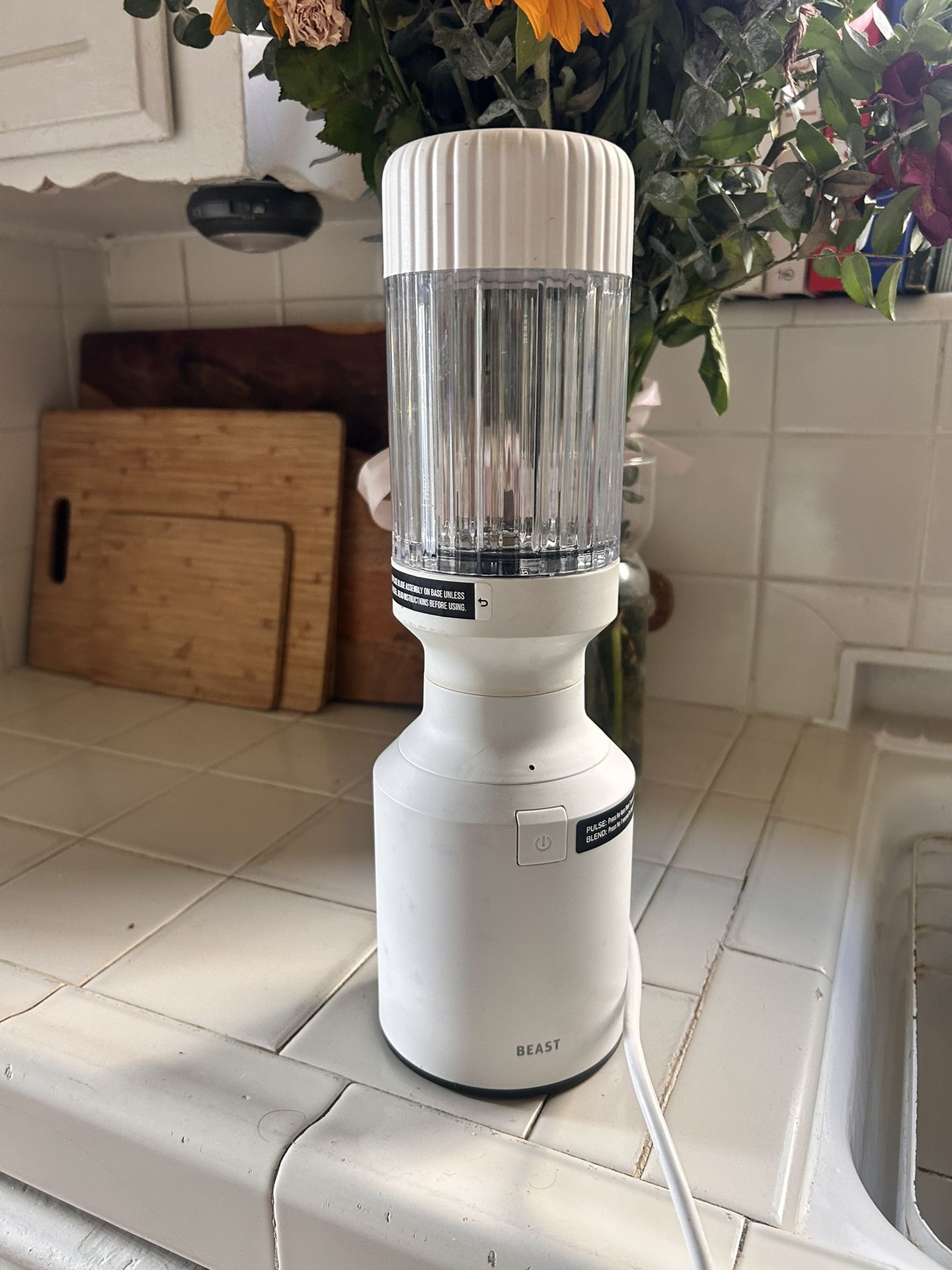 Beast Blender - White