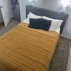 Queen Size Bed And Mattress