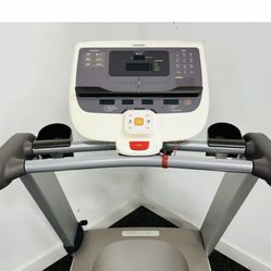 Precor 9.31 Treadmill