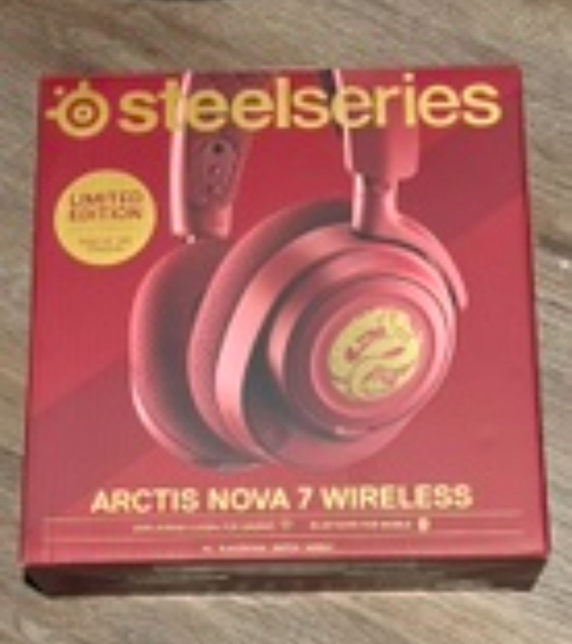 SteelSeries Arctis Nova 7 Wireless Gaming Headset