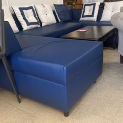 Brand new sectional $1000 over 50 in stock