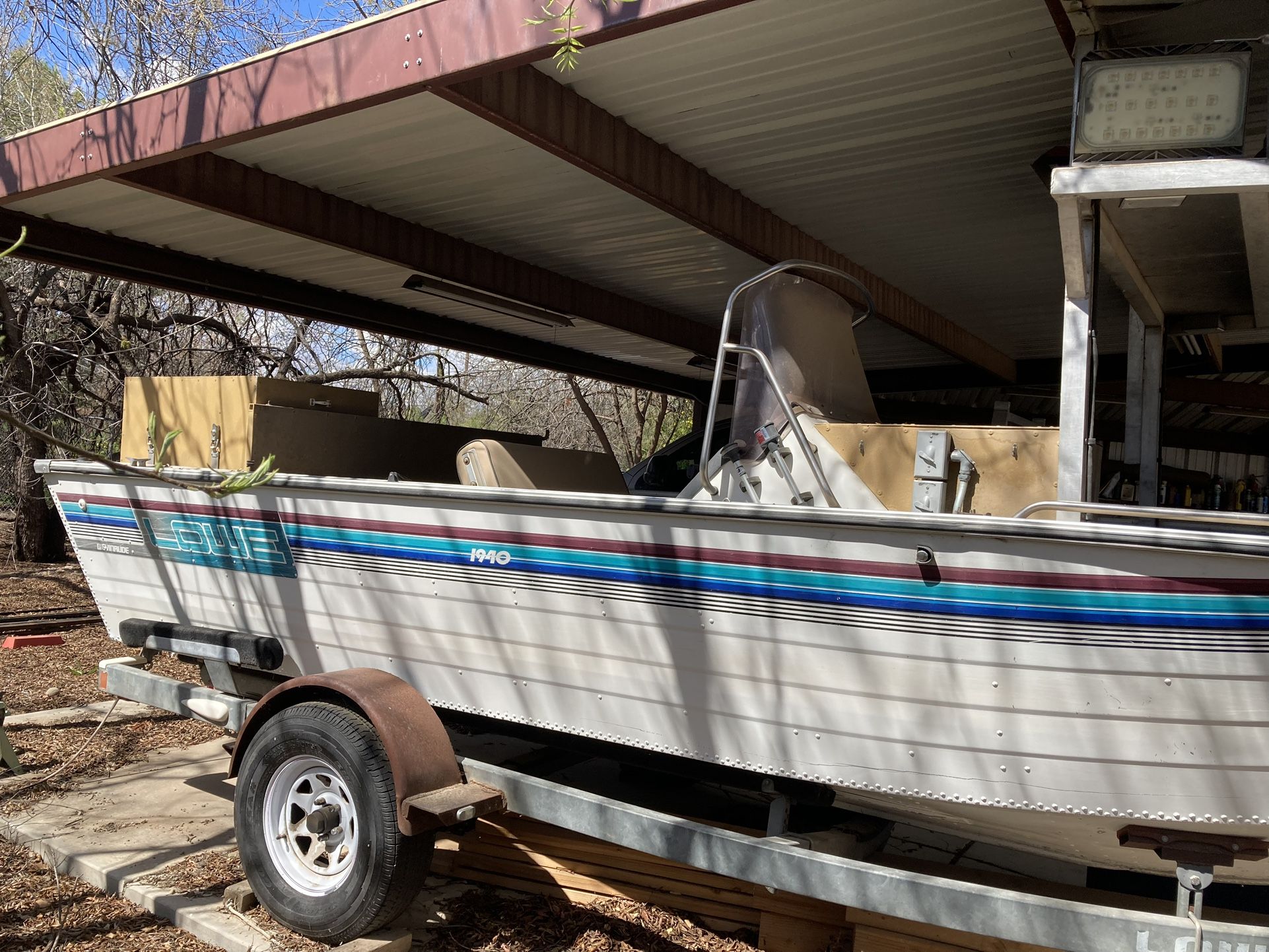 1992 Lowe Aluminum Hull