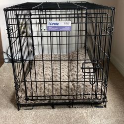 Crate W/ Bed Like New