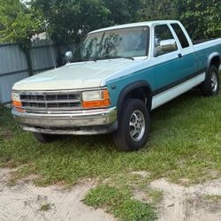 1995 Dodge Dakota