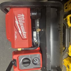 M18 Milwaukee Compressor 