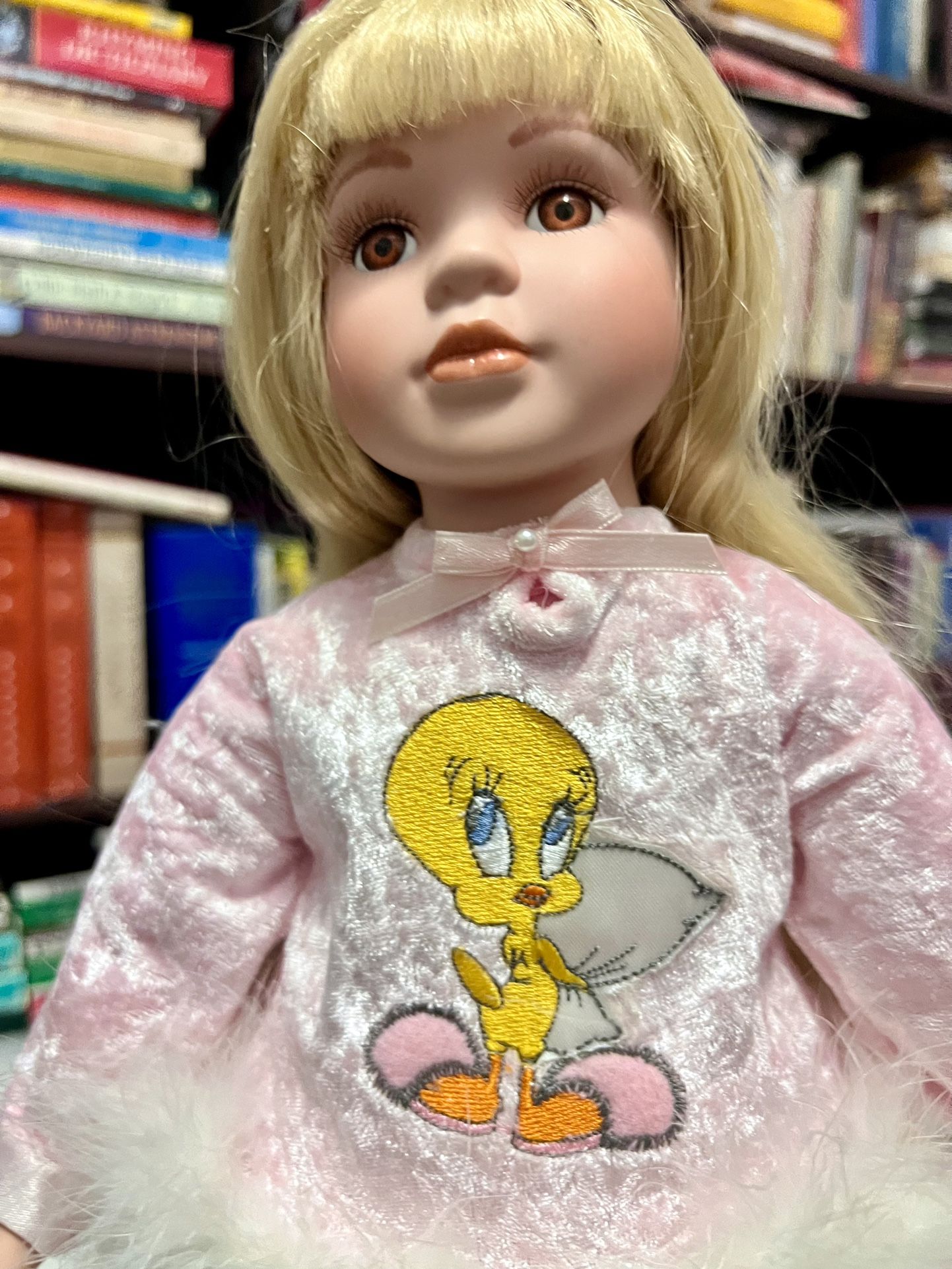 7 Inch Porcelain Doll With Pink Tweety Bird Pajamas & Stand, Authentic WB studios Store 2000