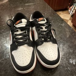 Nike Dunk Low Retros 
