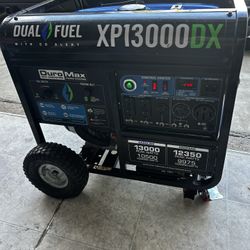 Duro Max Duel Fuel XP 1300 Watt Generator 