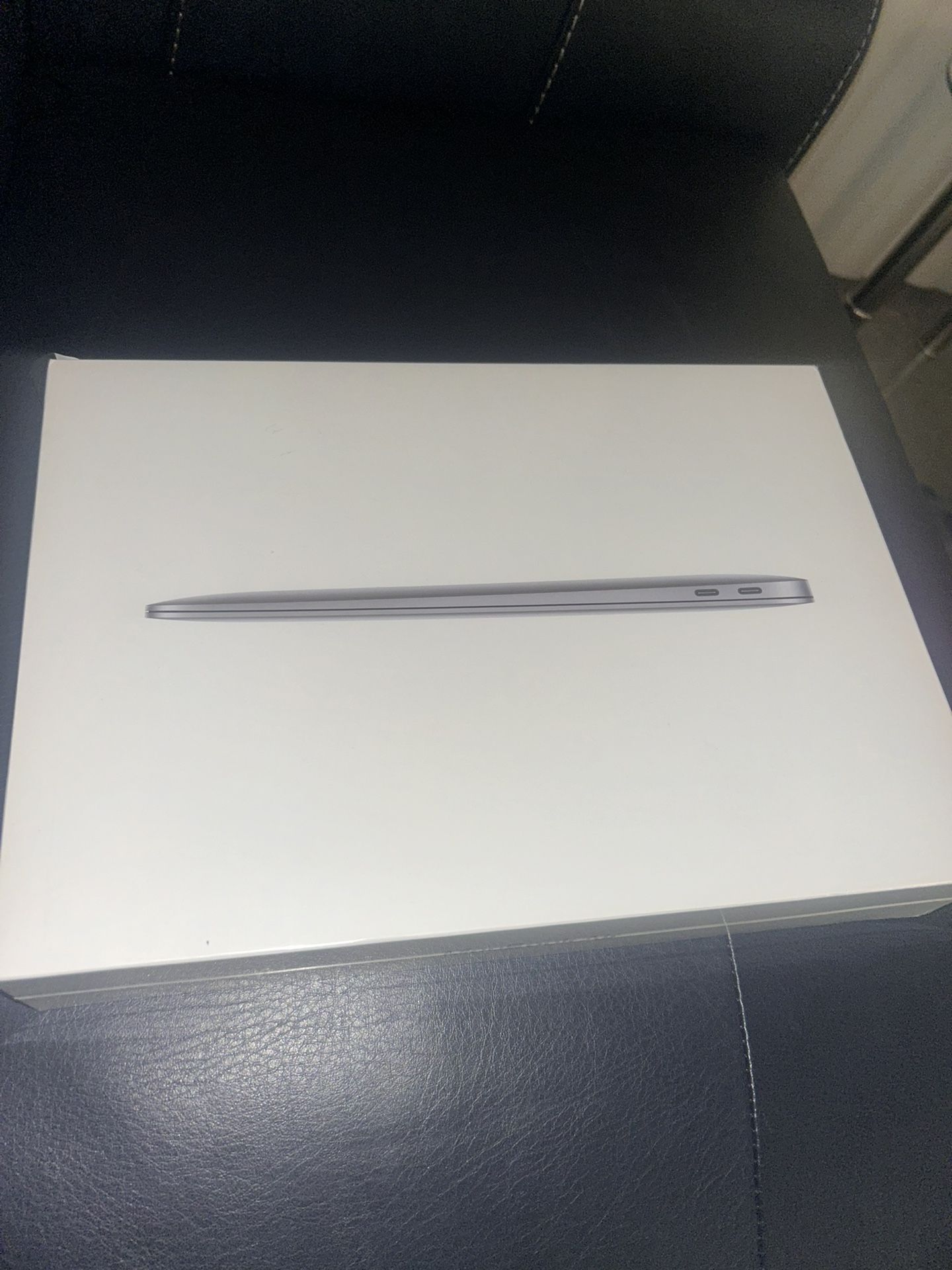MacBook Air 13 Inch Apple M1 Chip
