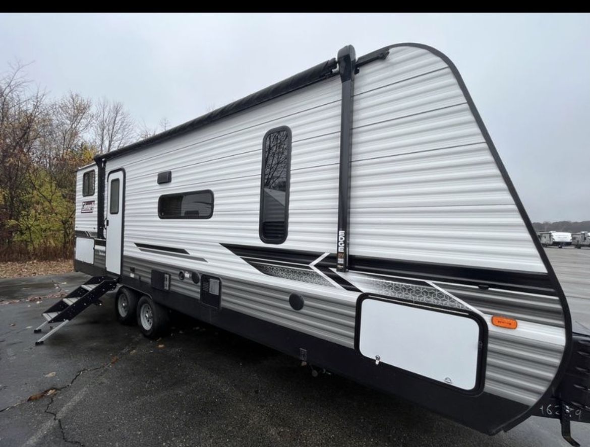 Beautiful 🤩 2022 Coleman 242BH Lantern