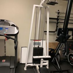 Cybex Lat Pulldown Machine