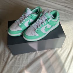 Nike Dunk Size 7.5