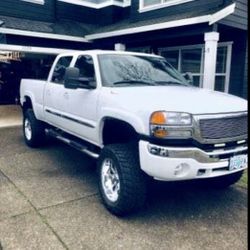 2005 GMC Sierra 2500 HD