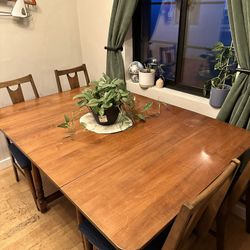Dining table set 