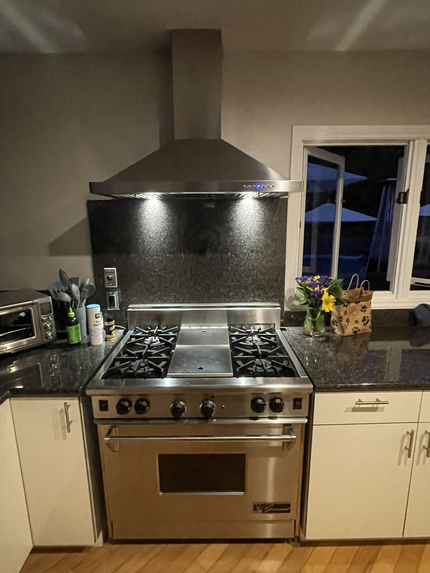 Wolf Range, Oven, 36” Stainless, Excellent 