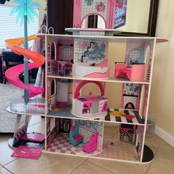 Doll House 