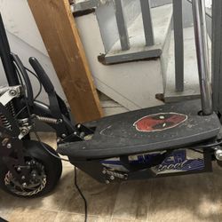 Uber Scoot 1600 W Electric Scooter