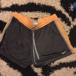 Nike large shorts