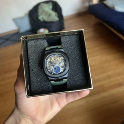 SKROX Mechanical Watch – Elegant, Automatic, and Timeless Design 