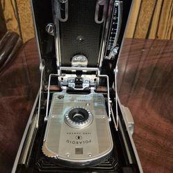 VINTAGE POLAROID LAND CAMERA 
