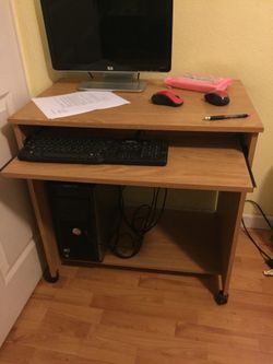 Computer desk