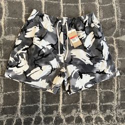 Nike Club Woven Flow Shorts Gray White Mens Size Large DX0737-065