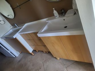 bathroom vanity