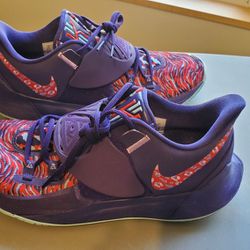 Nike Kyrie 3 Low - Men's 12 (Orchid Purple + Chile Red + Glacier Ice)