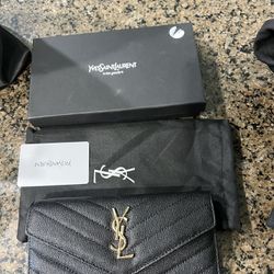 Yves Saint Laurent Women's Black Wallet-purses