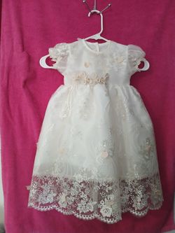 Baptistmal wardrobe