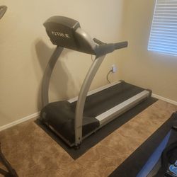Treadmill True M50