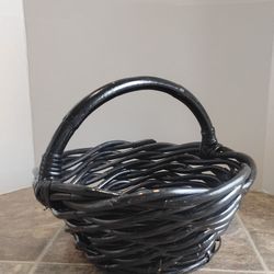 Black Basket 