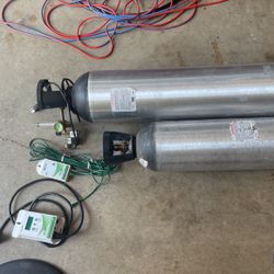  Co2 4ft Tank And 2 Ft Tank Co2 Sensor And Control And Regulator