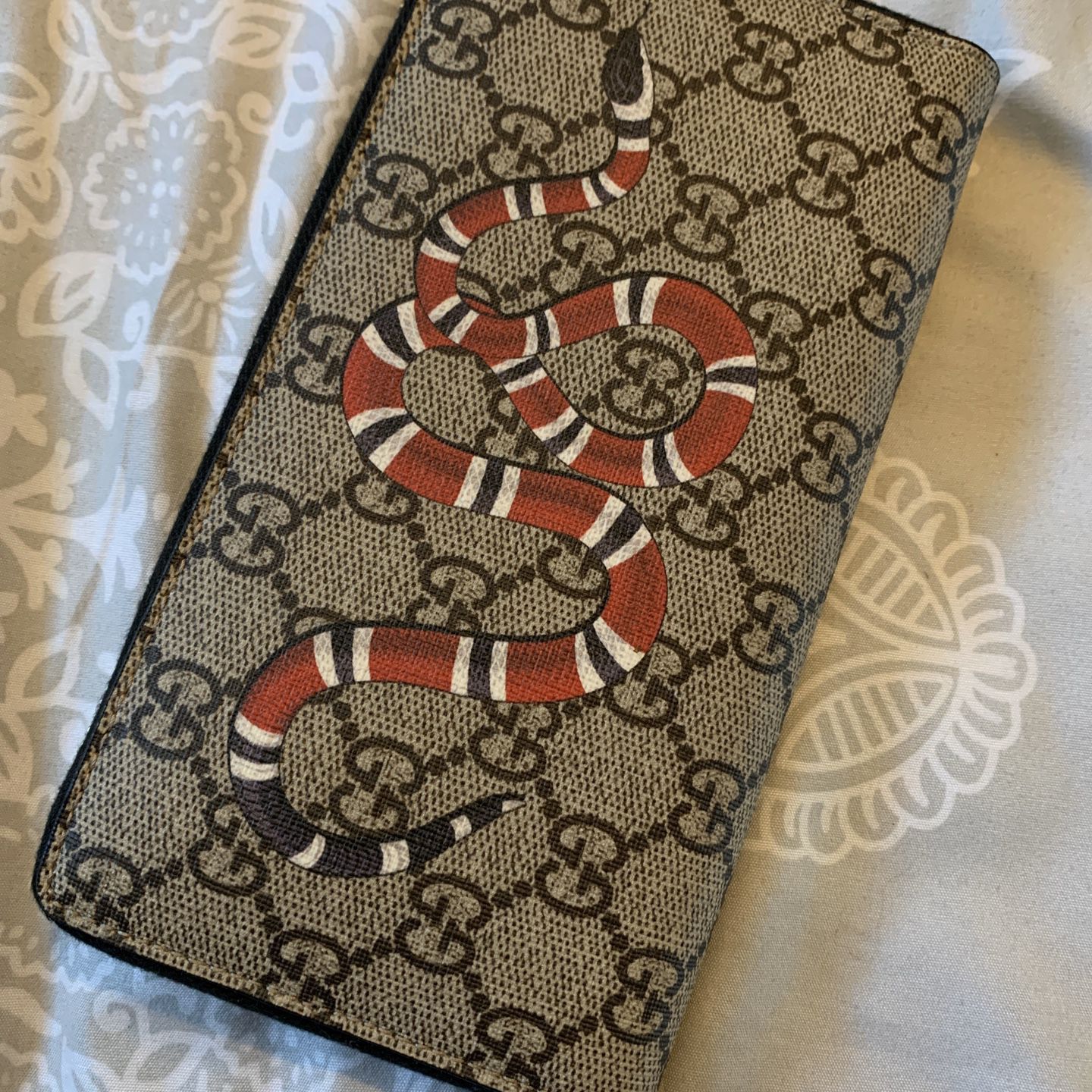 Gucci GG Supreme Limited Edition. for Sale in Downey, CA - OfferUp