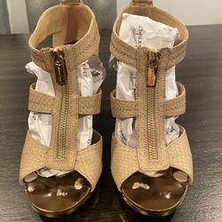Michael Kors Gold Heel 7