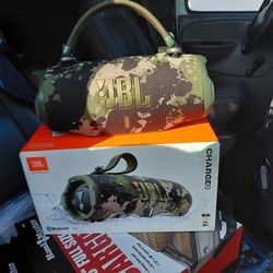JBL CHARGE 6. $200 brand new
