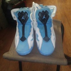 Jordans True Blue 9 Out Of 10 Size 7 And 1/2