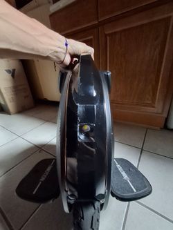 Inmotion SCV V8  electric Unicycle