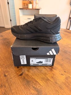 Adidas Duramo 10 Running Shoes Size 6